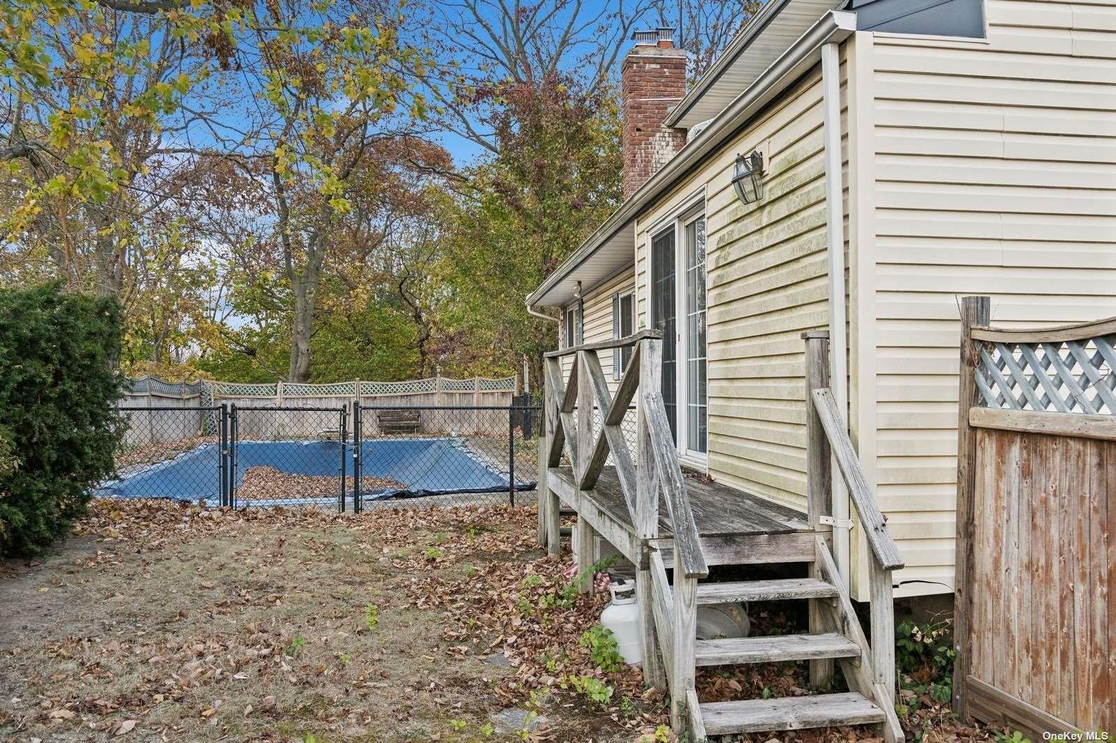 1 Squire Lane Property Photo 7