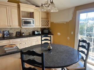 1 Squire Lane Property Photo 11