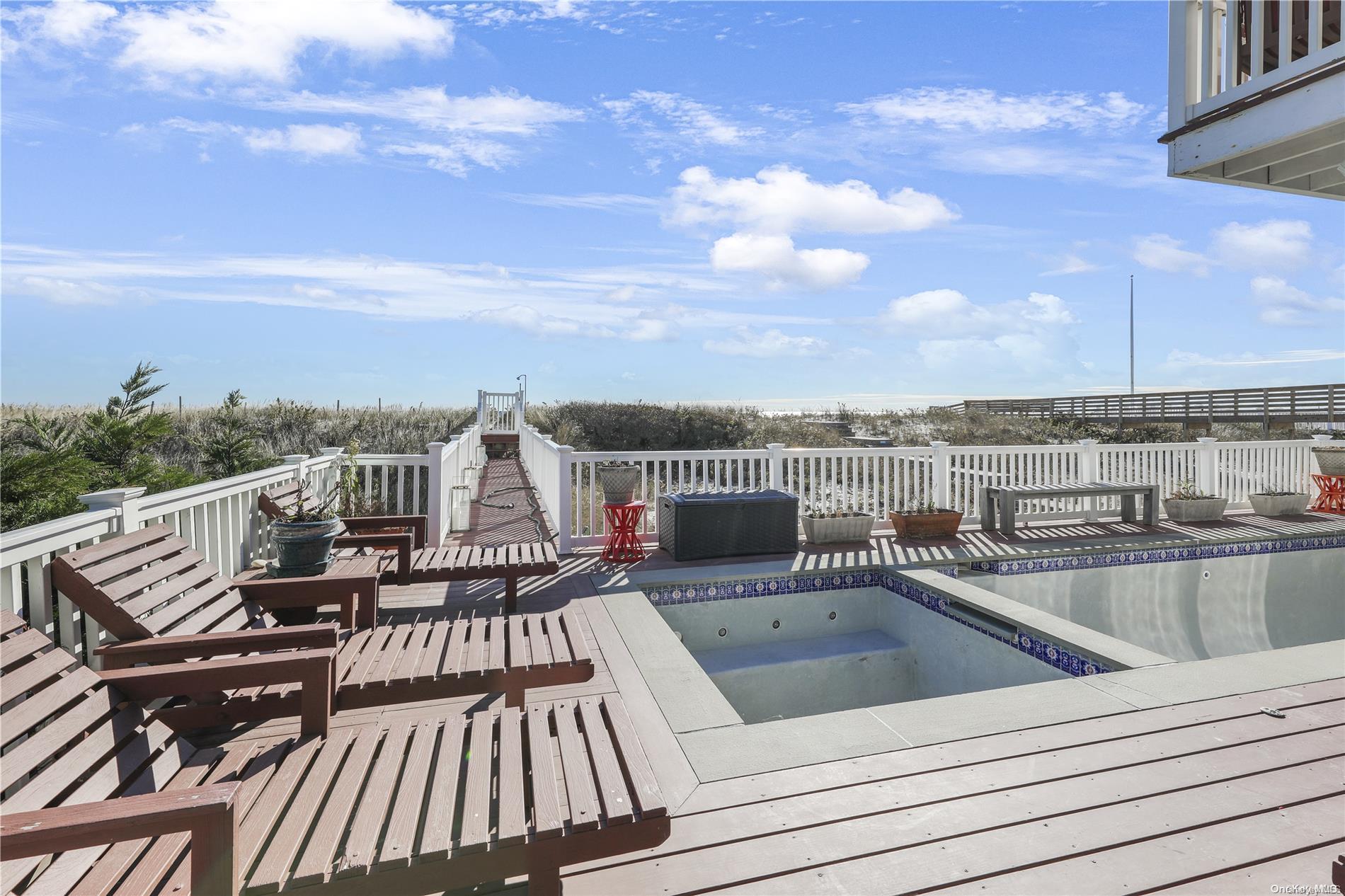 771 Dune Road Property Photo 25