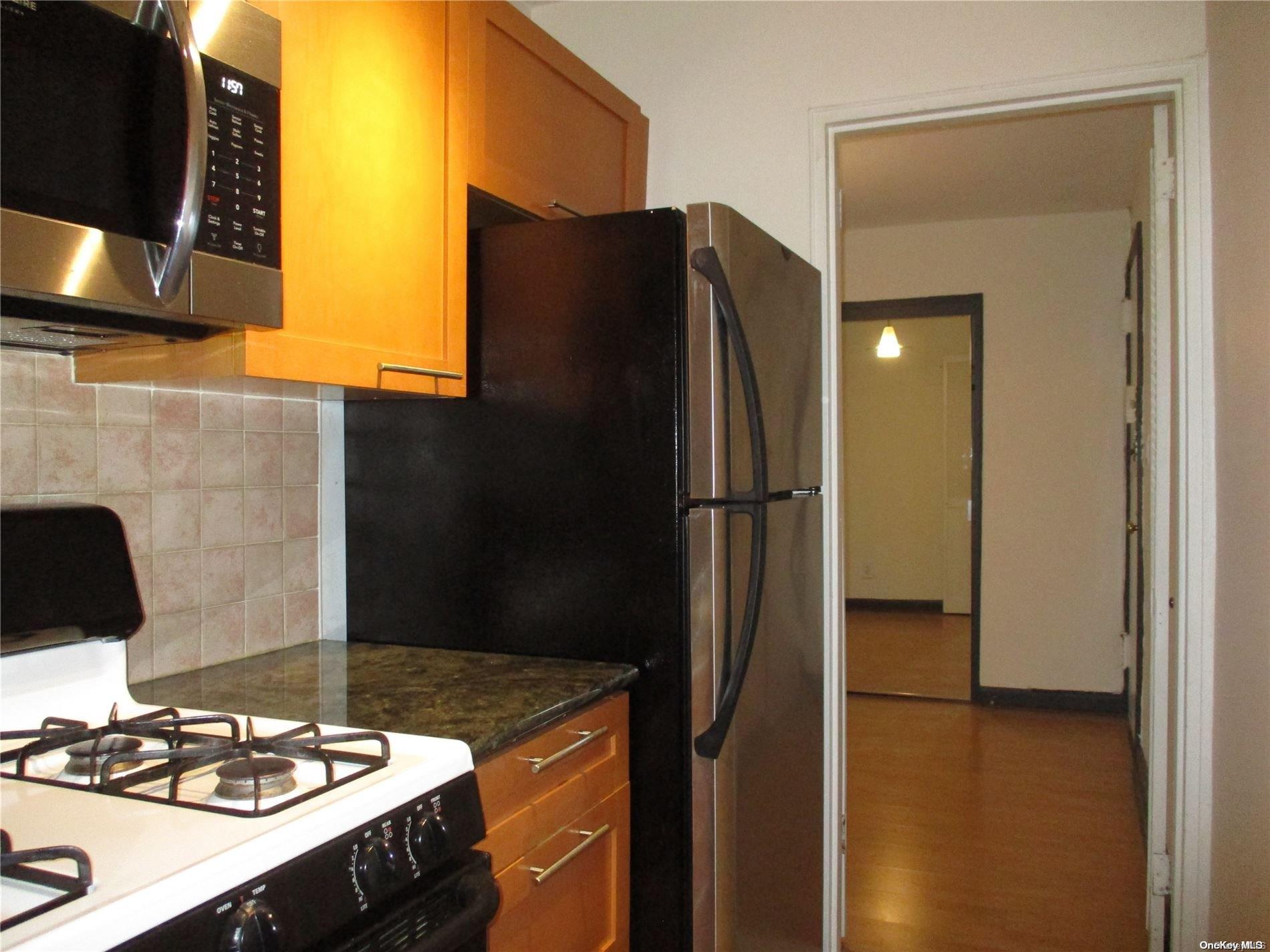 54-40 Little Neck Parkway 1j Property Photo 9