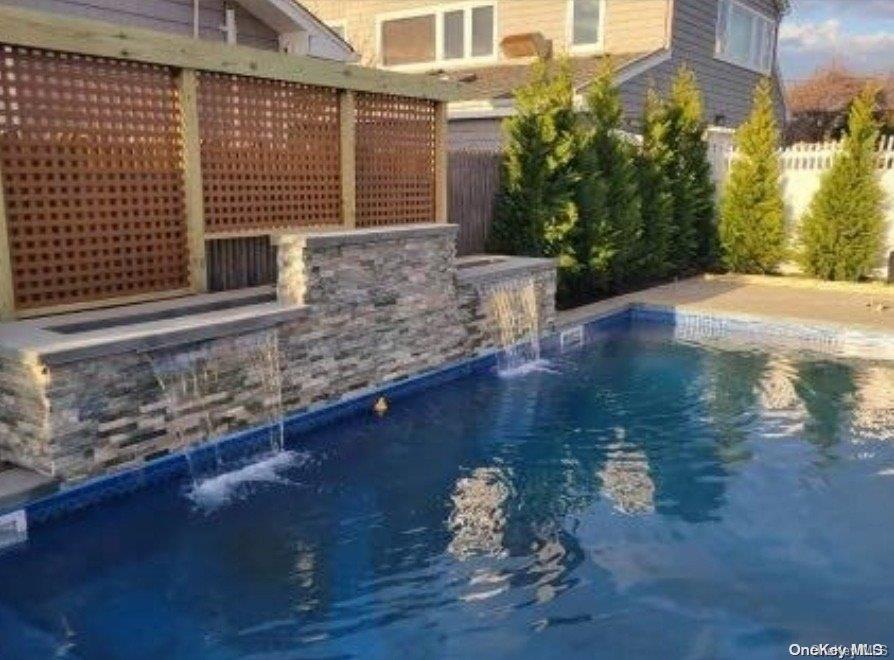 66 Leamington Street Property Photo 19