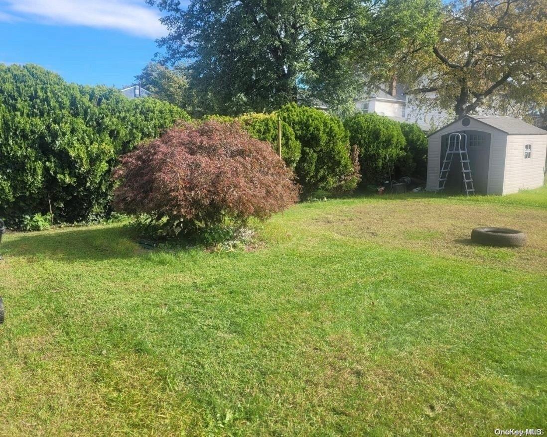 131-21 133rd Street Property Photo 9
