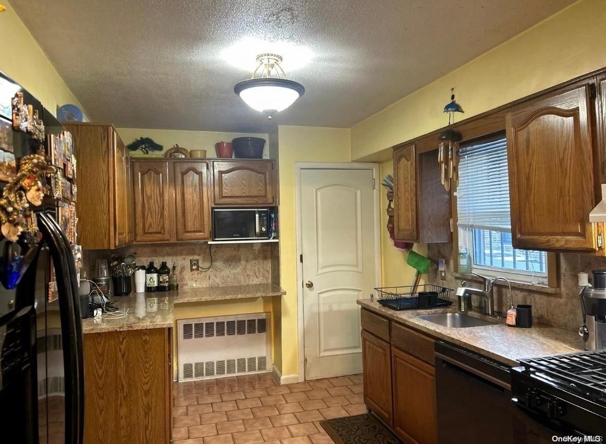 131-21 133rd Street Property Photo 14