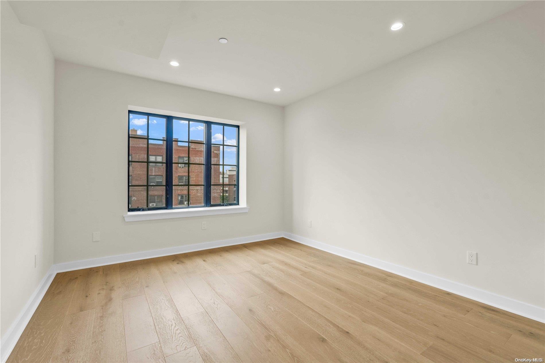 25-25 31st Avenue 2a Property Photo 13
