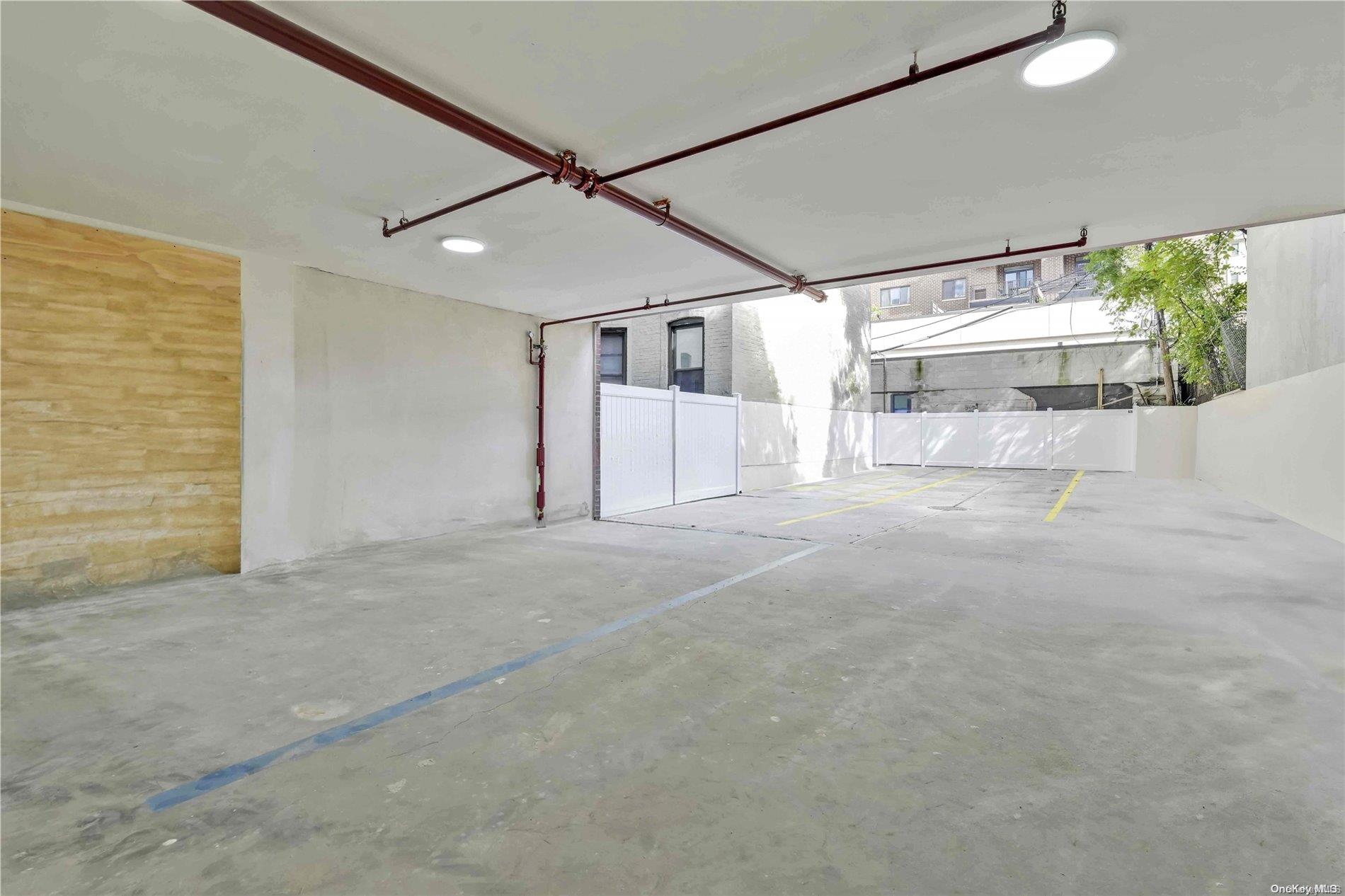 25-25 31st Avenue 2a Property Photo 23
