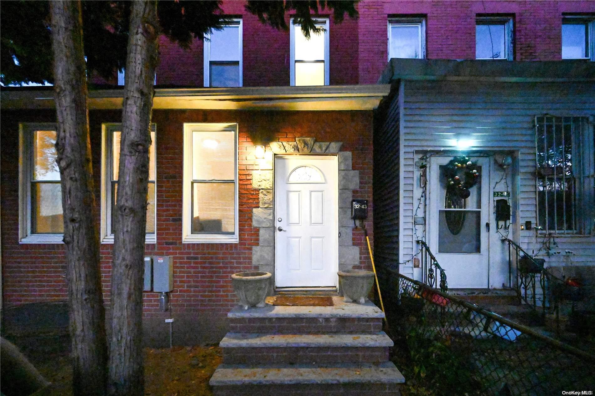 32-43 98 Street Property Photo 2