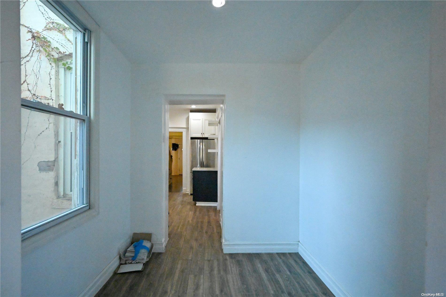 32-43 98 Street Property Photo 6