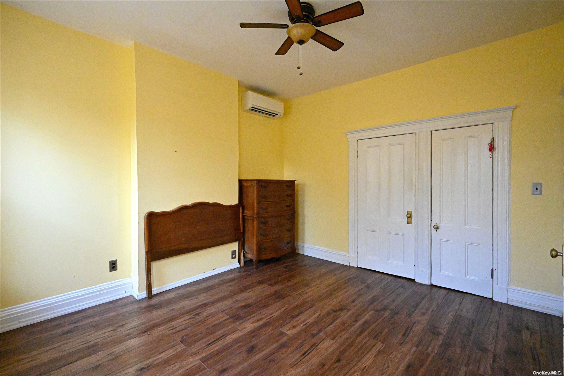 32-43 98 Street Property Photo 14