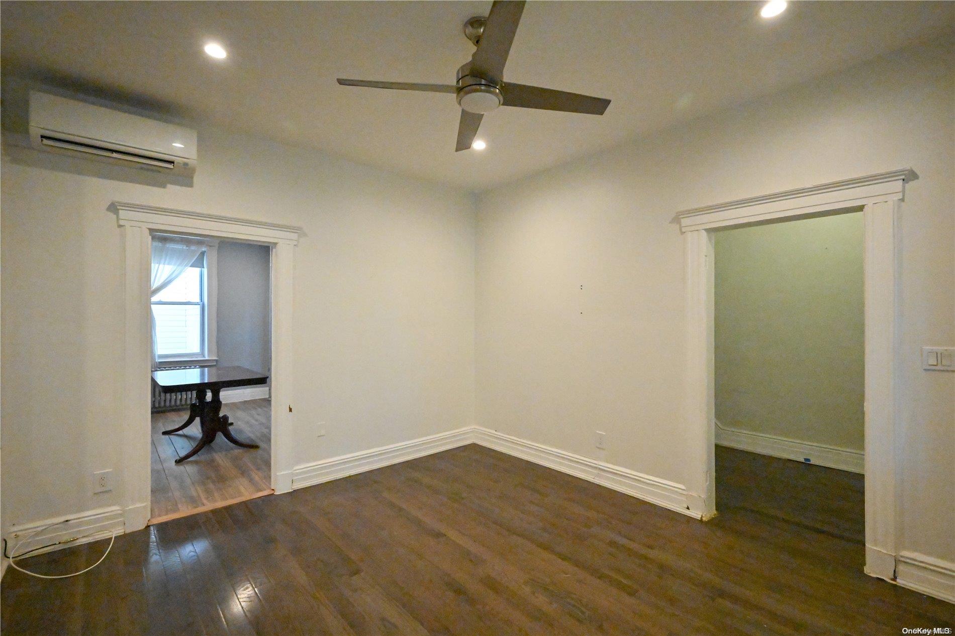 32-43 98 Street Property Photo 15