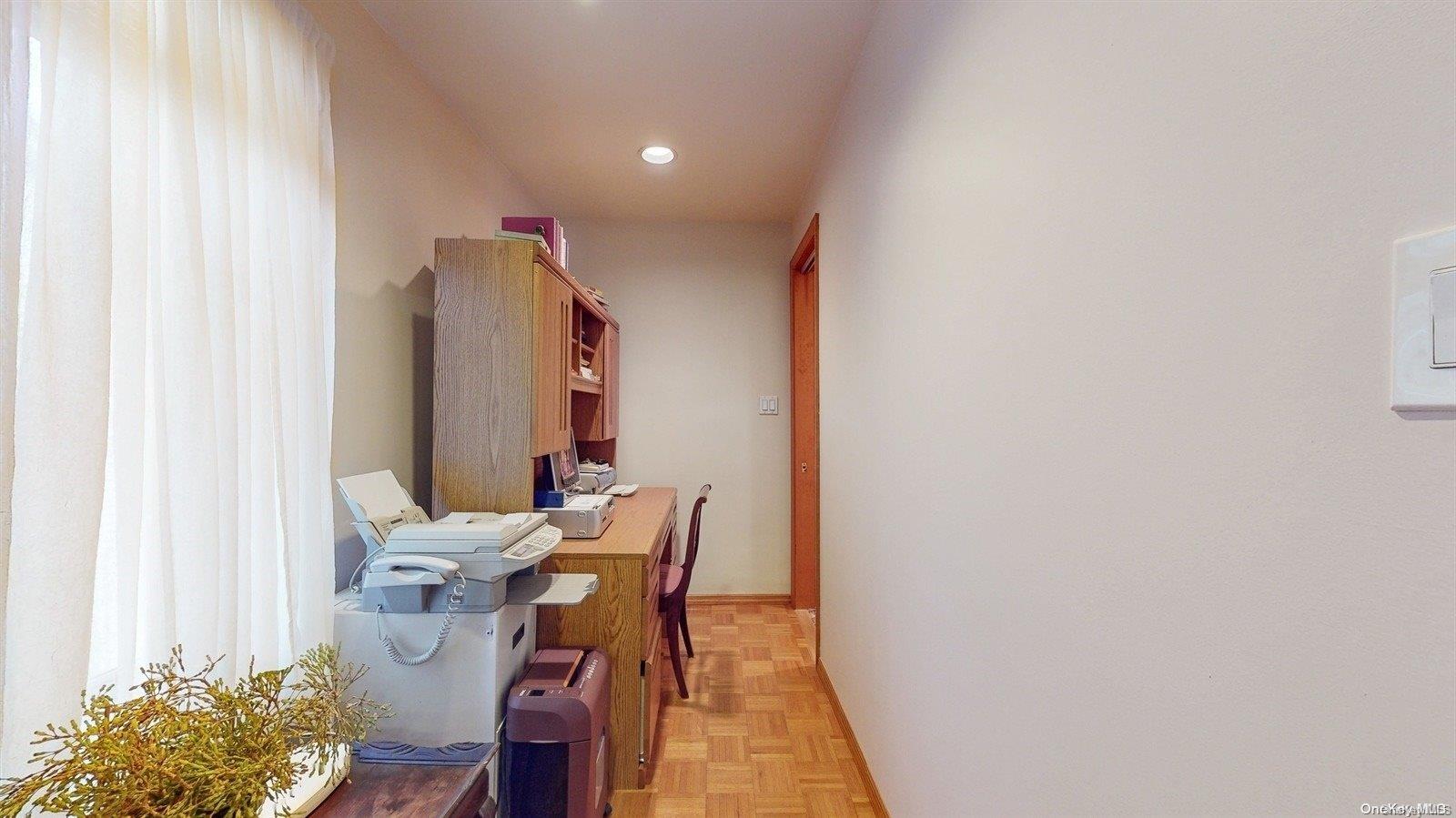 24 Everett Street Property Photo 17