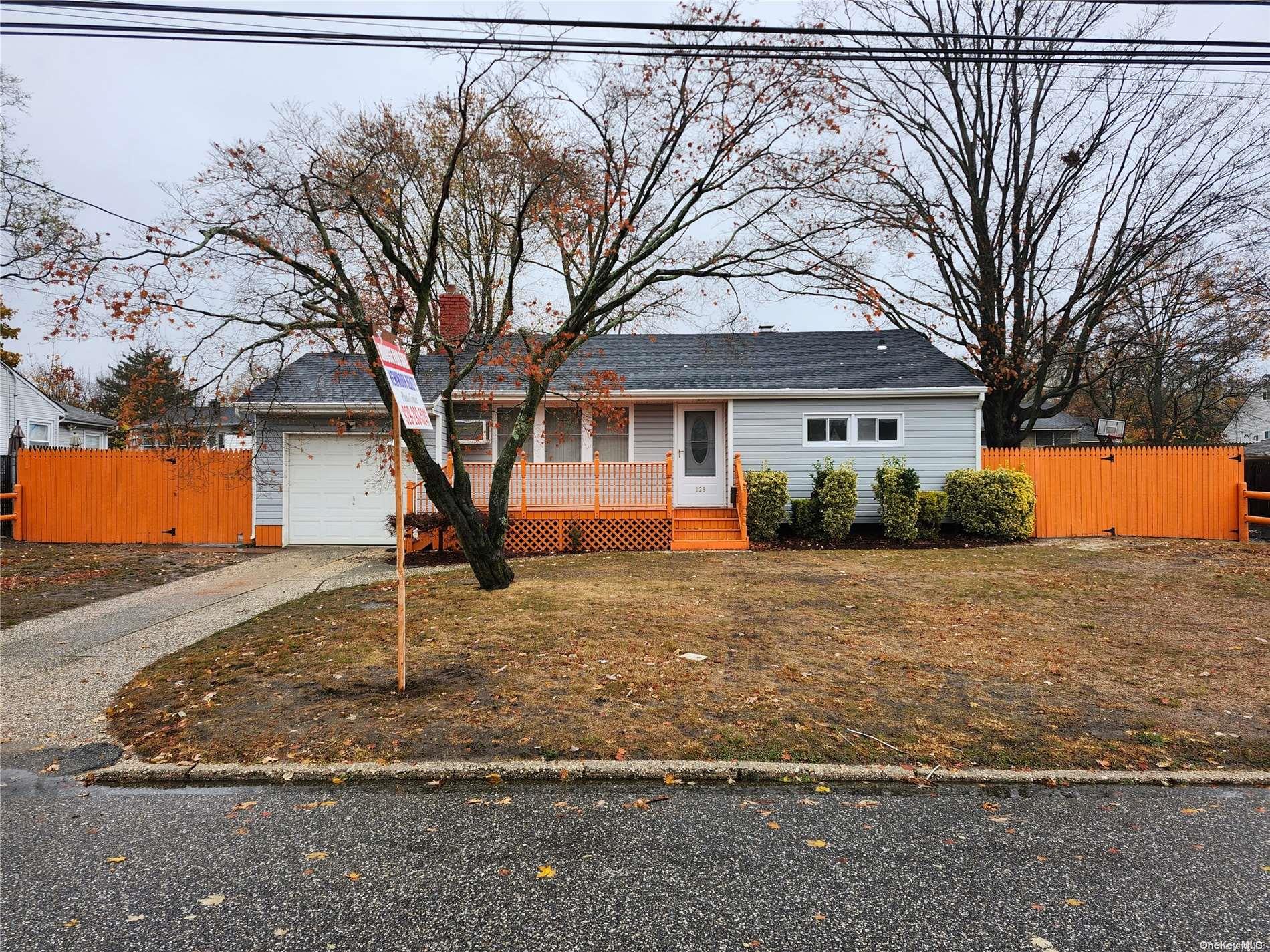 East Middle School Real Estate Listings Main Image