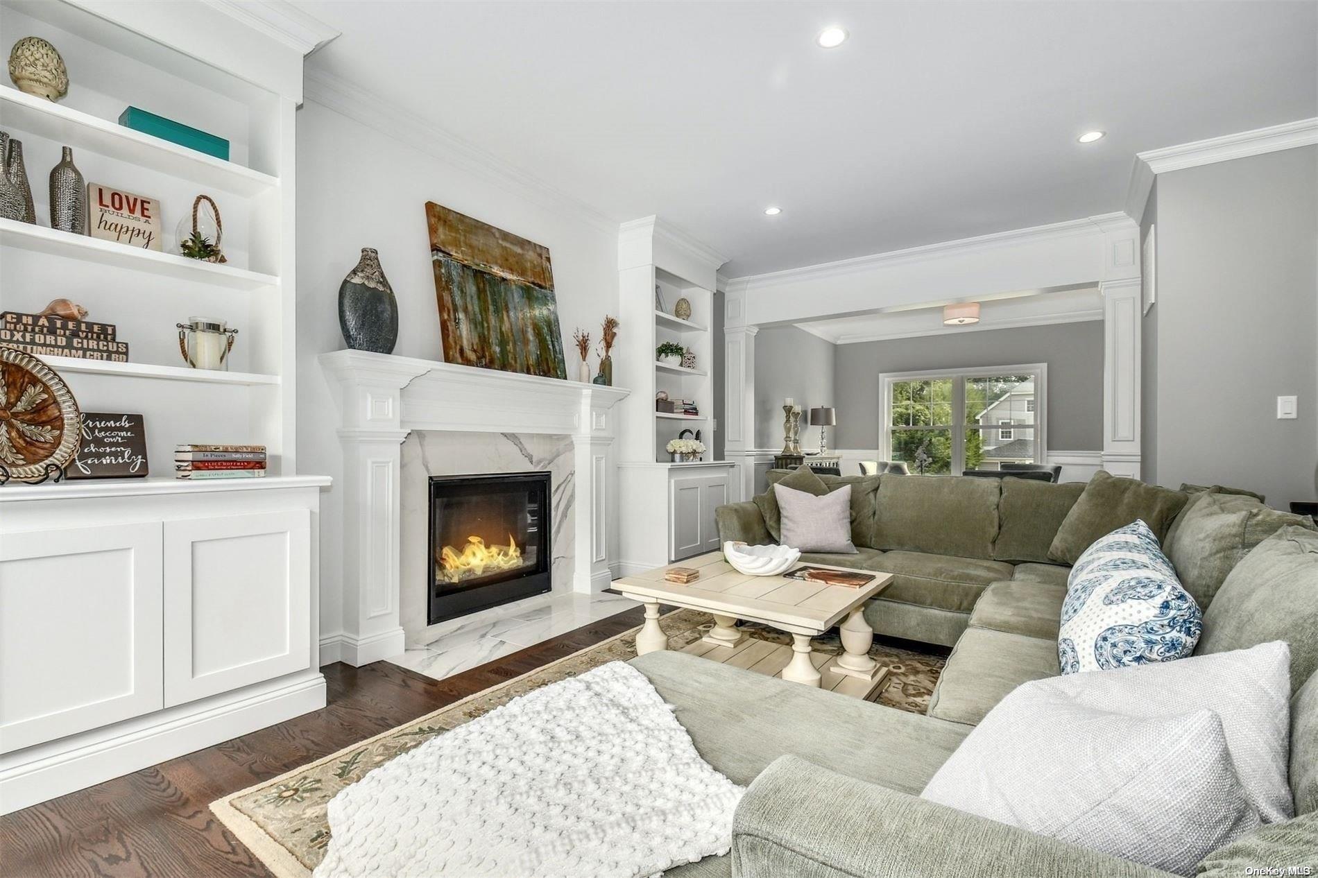 56 Syosset Circle Property Photo 13