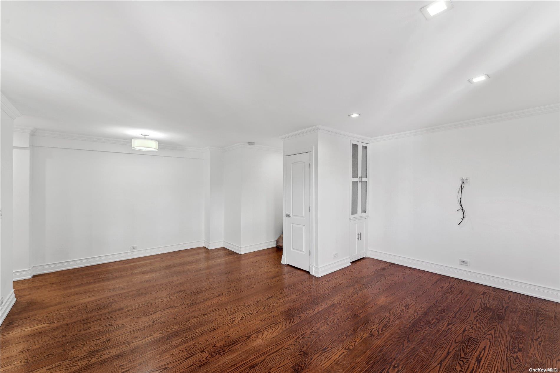 72-81 113th Street 5d Property Photo 7