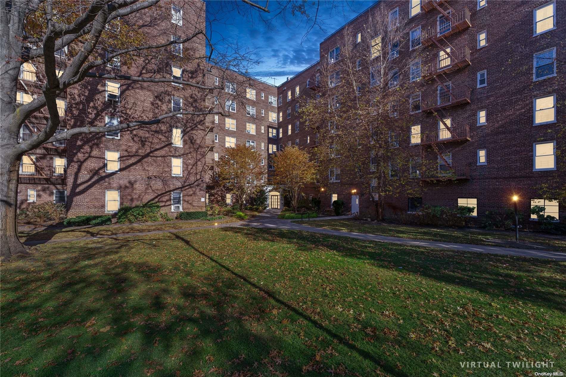 72-81 113th Street 5d Property Photo 8