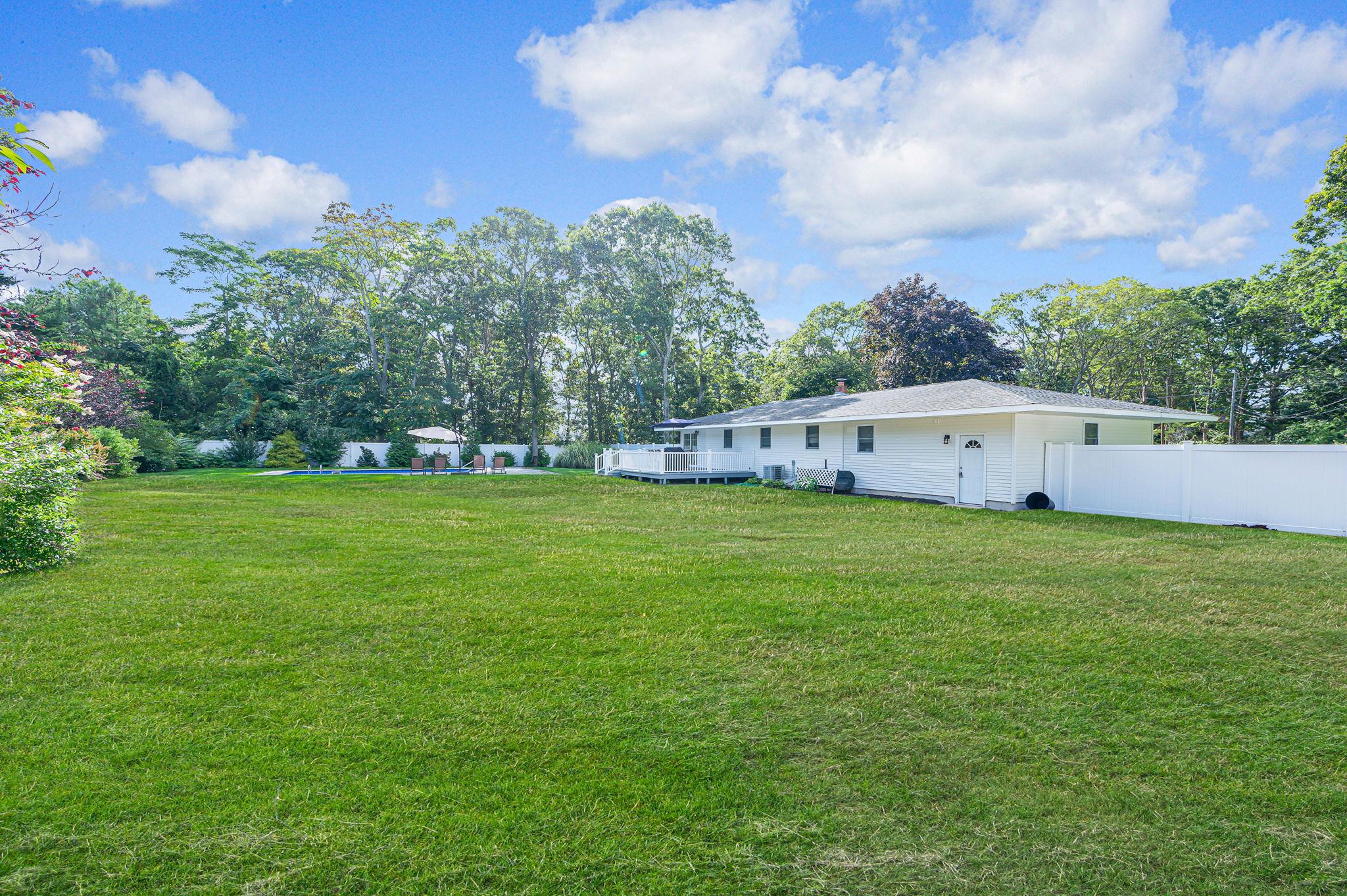 6 Rolling Hill Road Property Photo 25