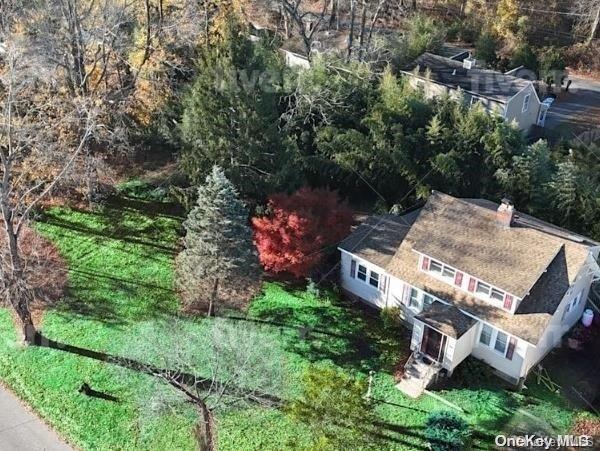 32 Whittier Drive Property Photo 1