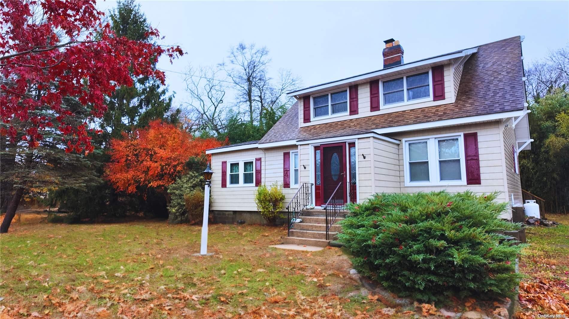 32 Whittier Drive Property Photo 3