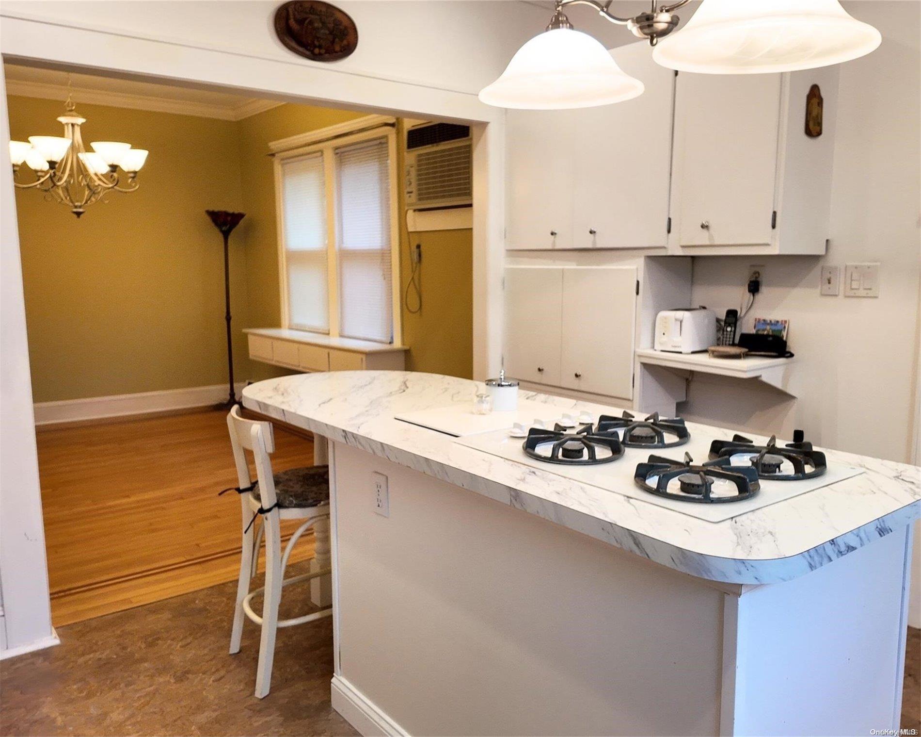 32 Whittier Drive Property Photo 8