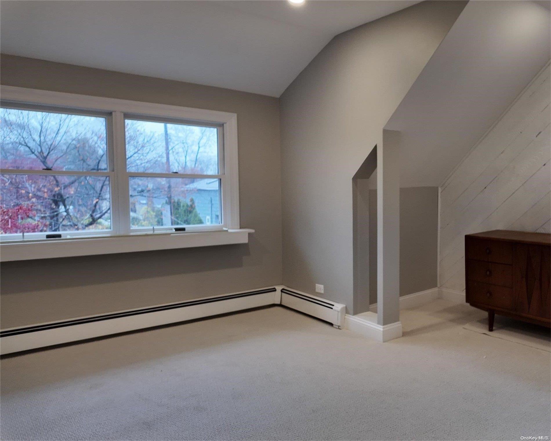 32 Whittier Drive Property Photo 11