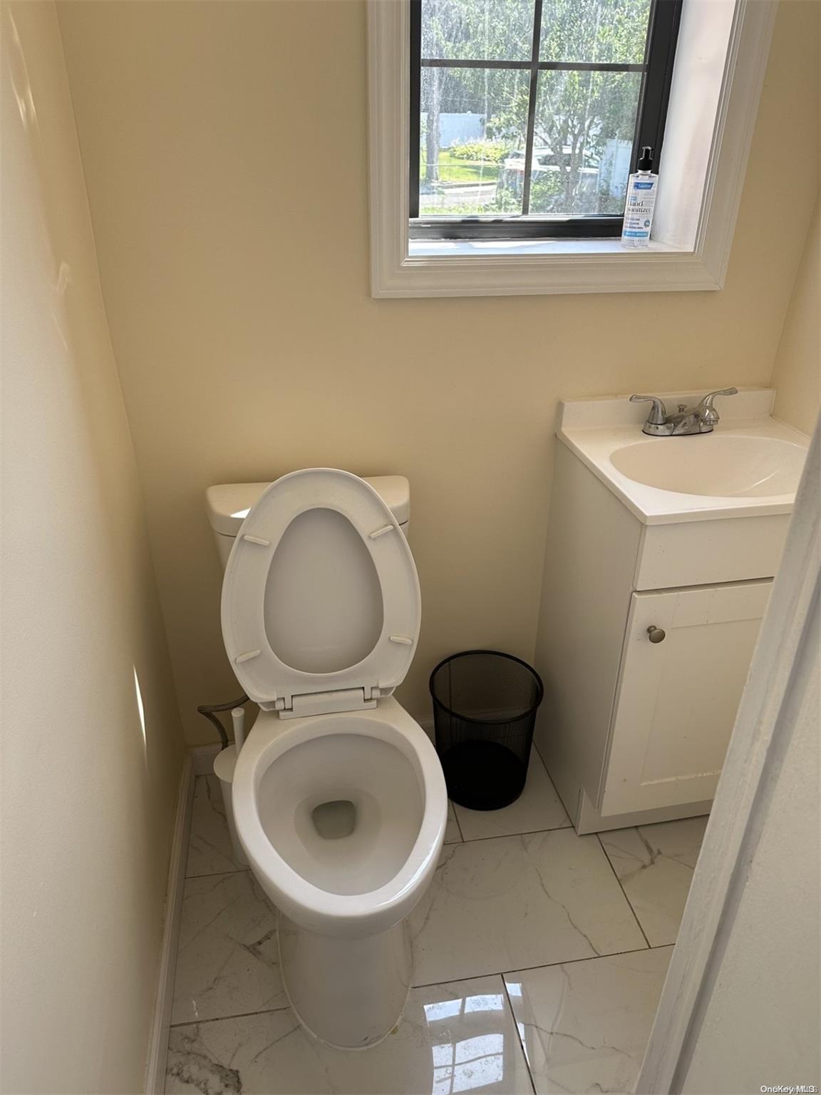 27-01 Bayswater Avenue Property Photo 5