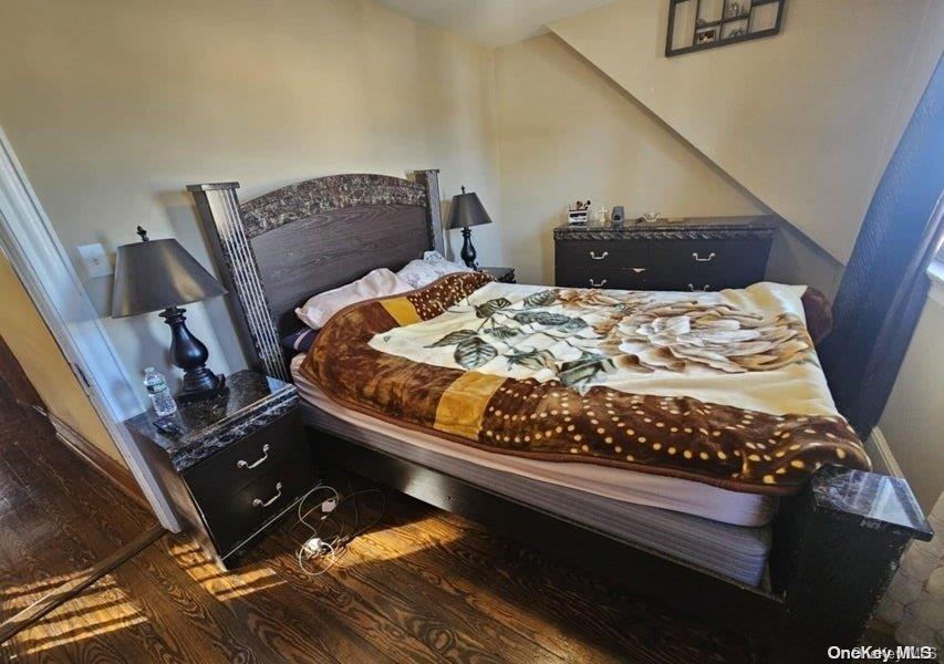 414 Castleton Avenue Property Photo 17
