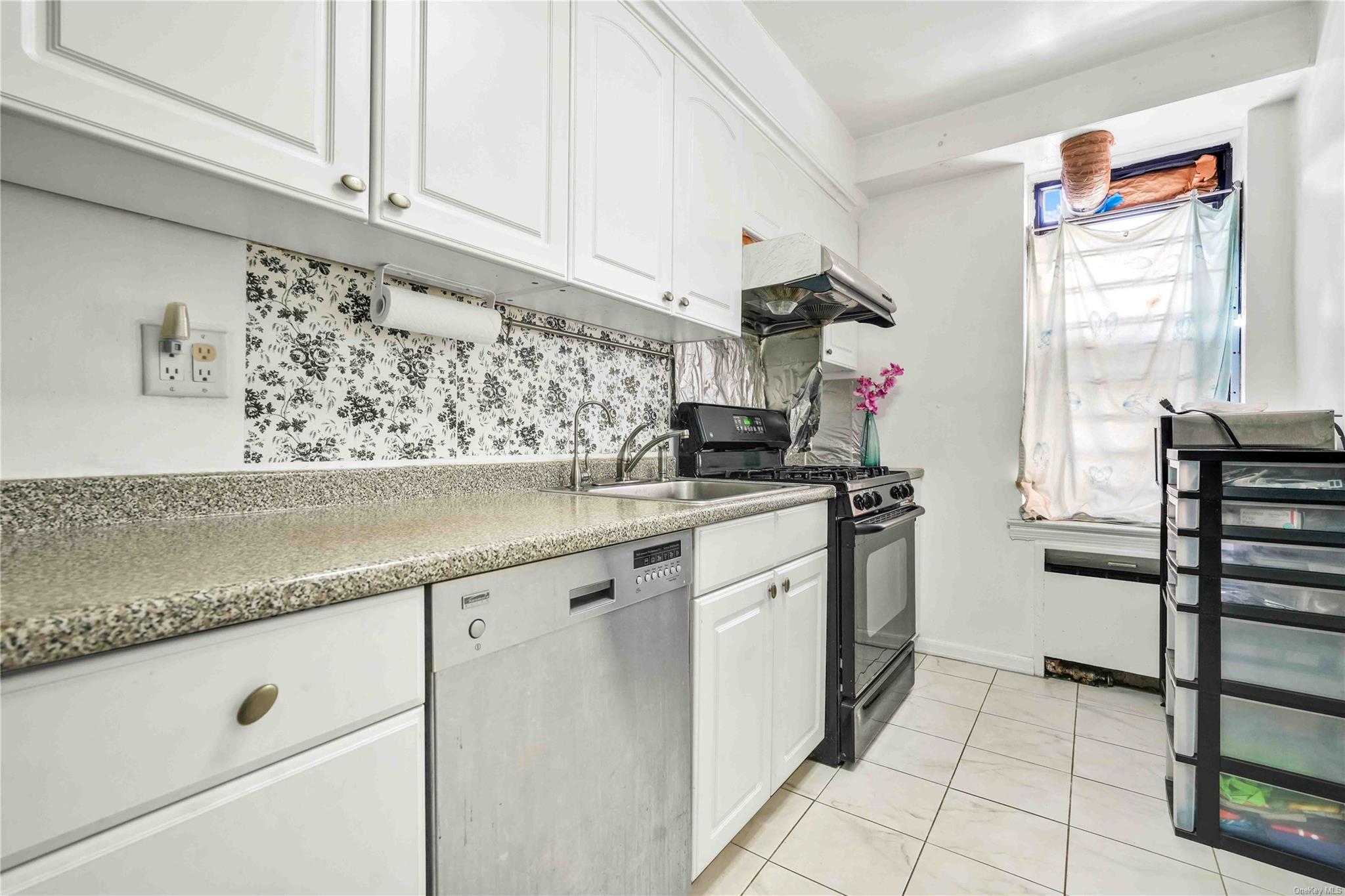 170-06 Crocheron Avenue 2c Property Photo 9