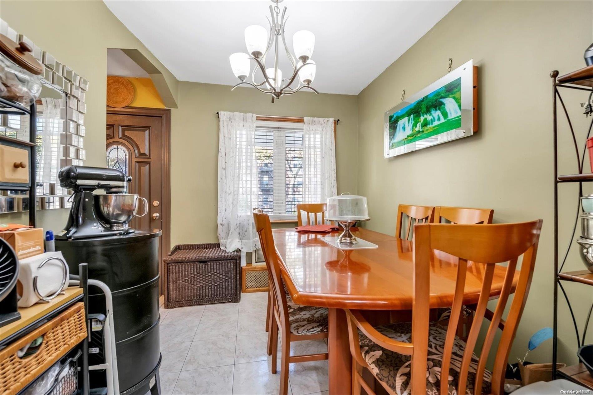3086 Avenue W Property Photo 8