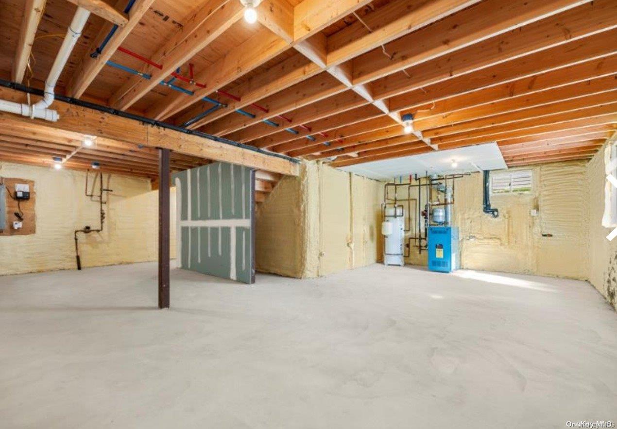 299 E Clinton Avenue Property Photo 15