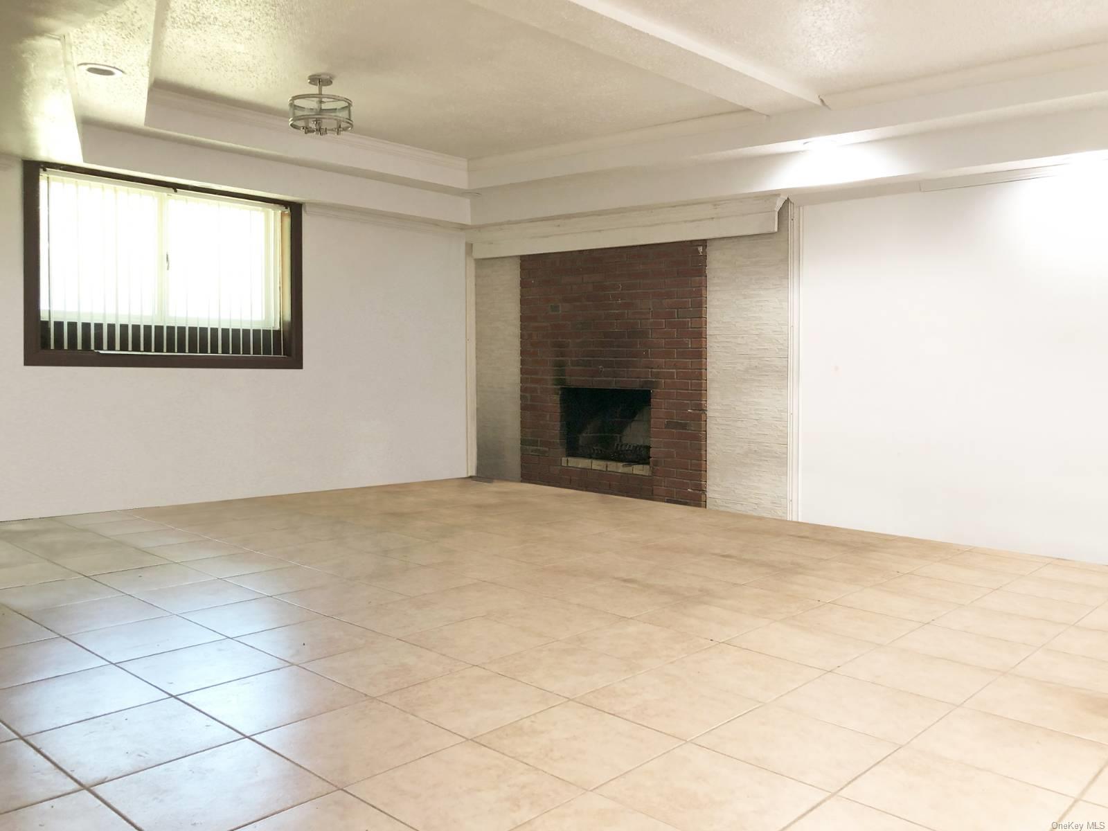 2441 Avenue A Property Photo 11