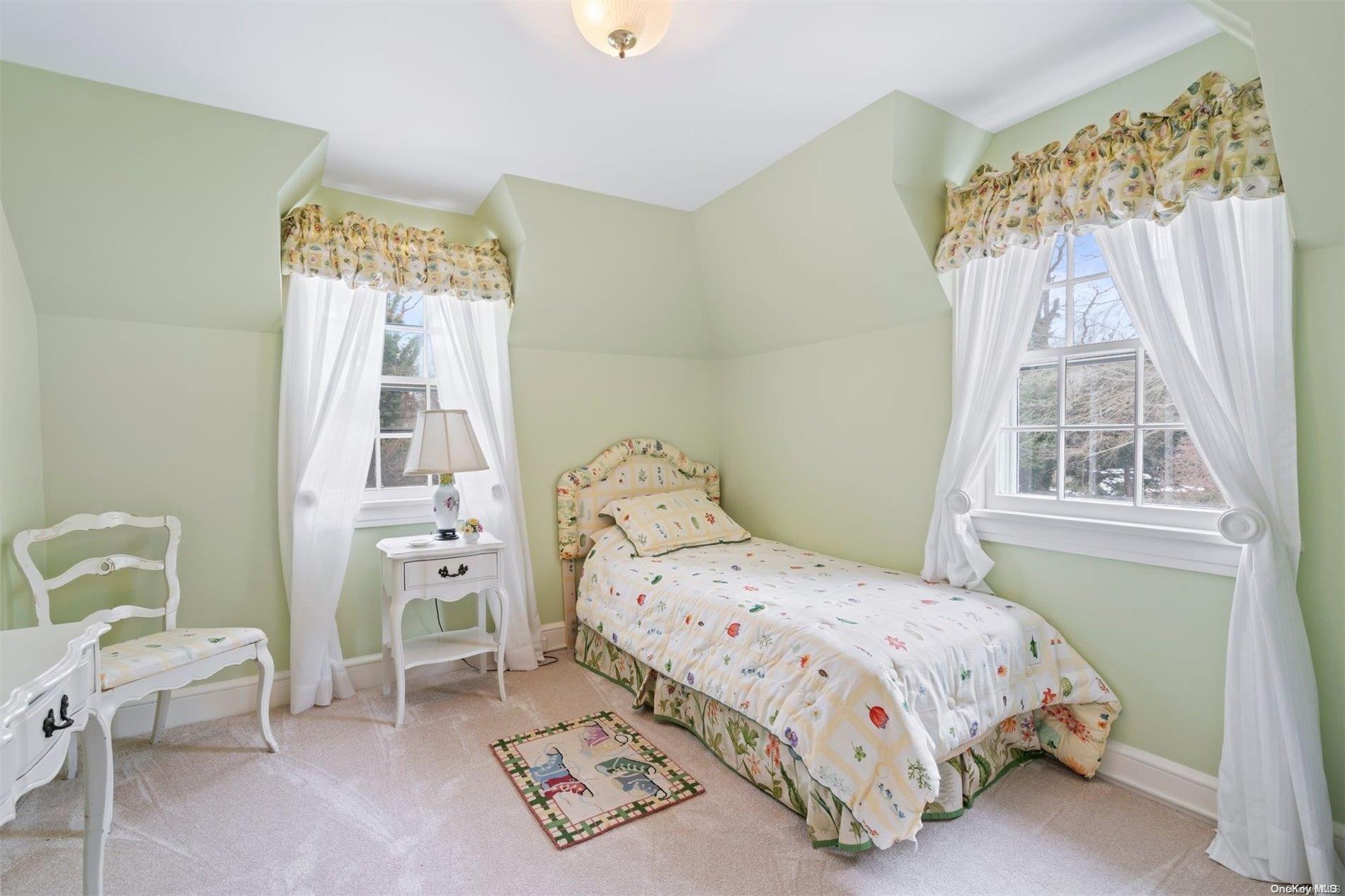 285 Piping Rock Road Property Photo 27