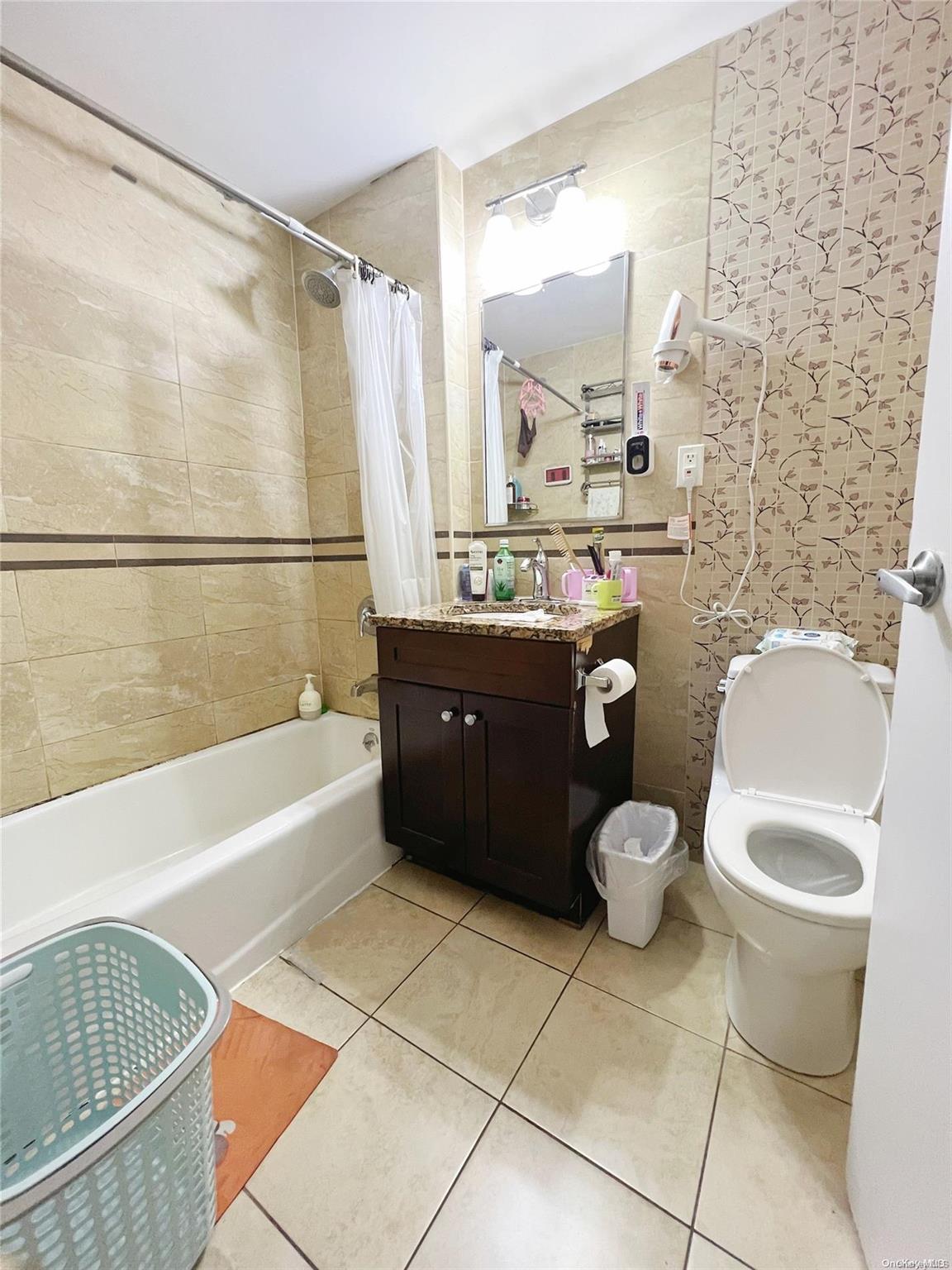 140-75 Ash Avenue 3e Property Photo 6