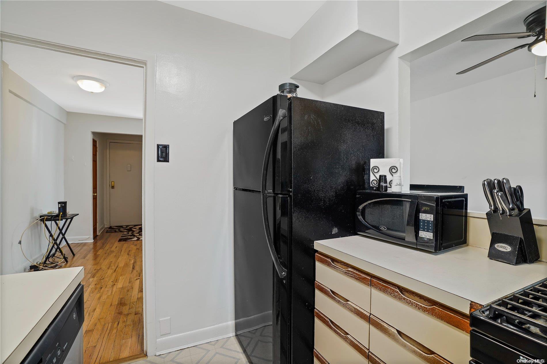 47-27 215 Place 1a Property Photo 11