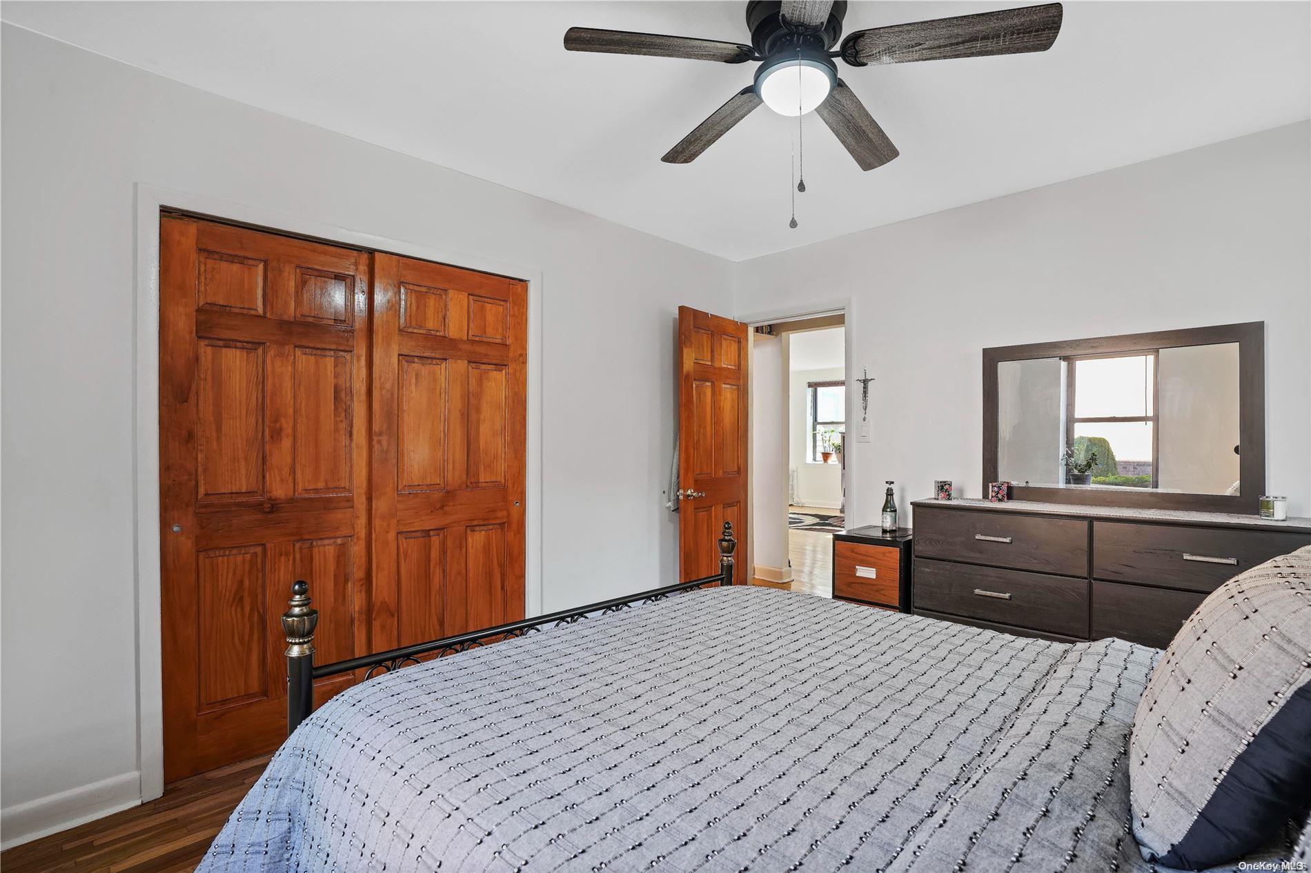 47-27 215 Place 1a Property Photo 16