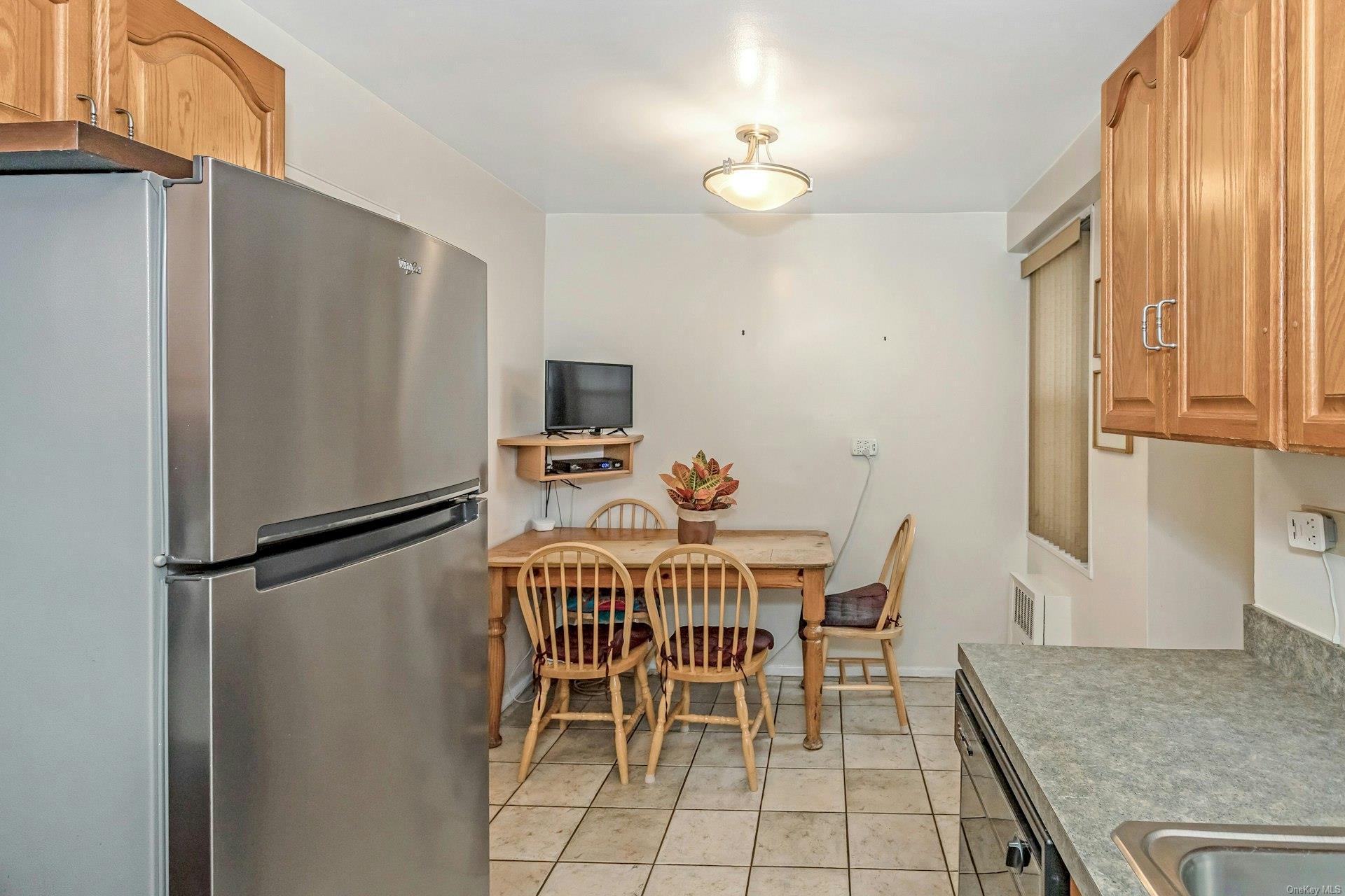 175-20 Wexford Terrace 4s Property Photo 13