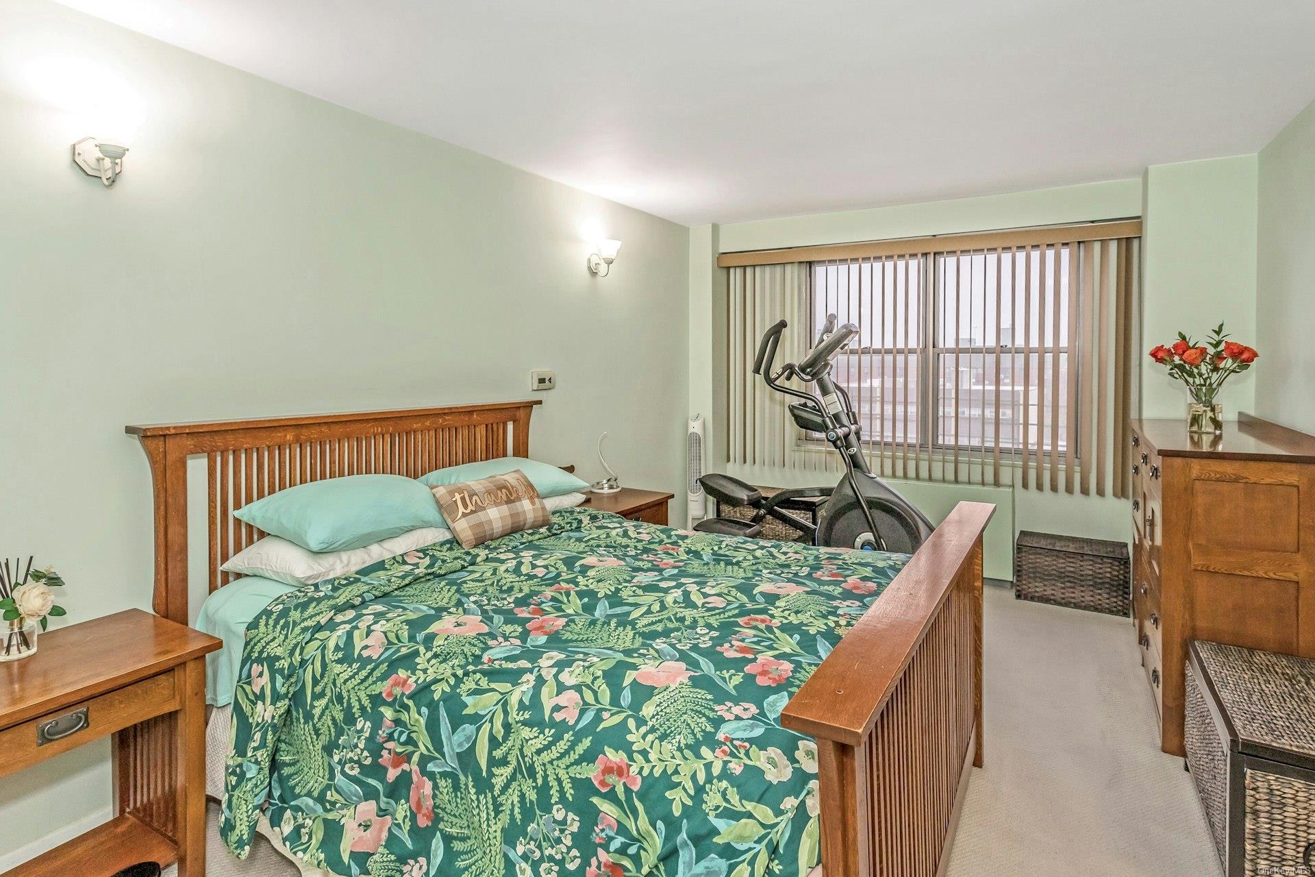 175-20 Wexford Terrace 4s Property Photo 15