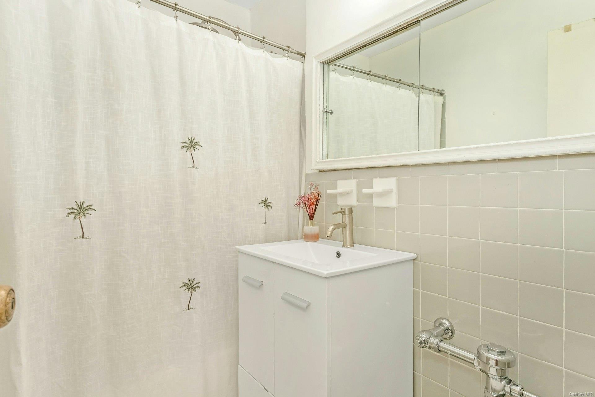 175-20 Wexford Terrace 4s Property Photo 20