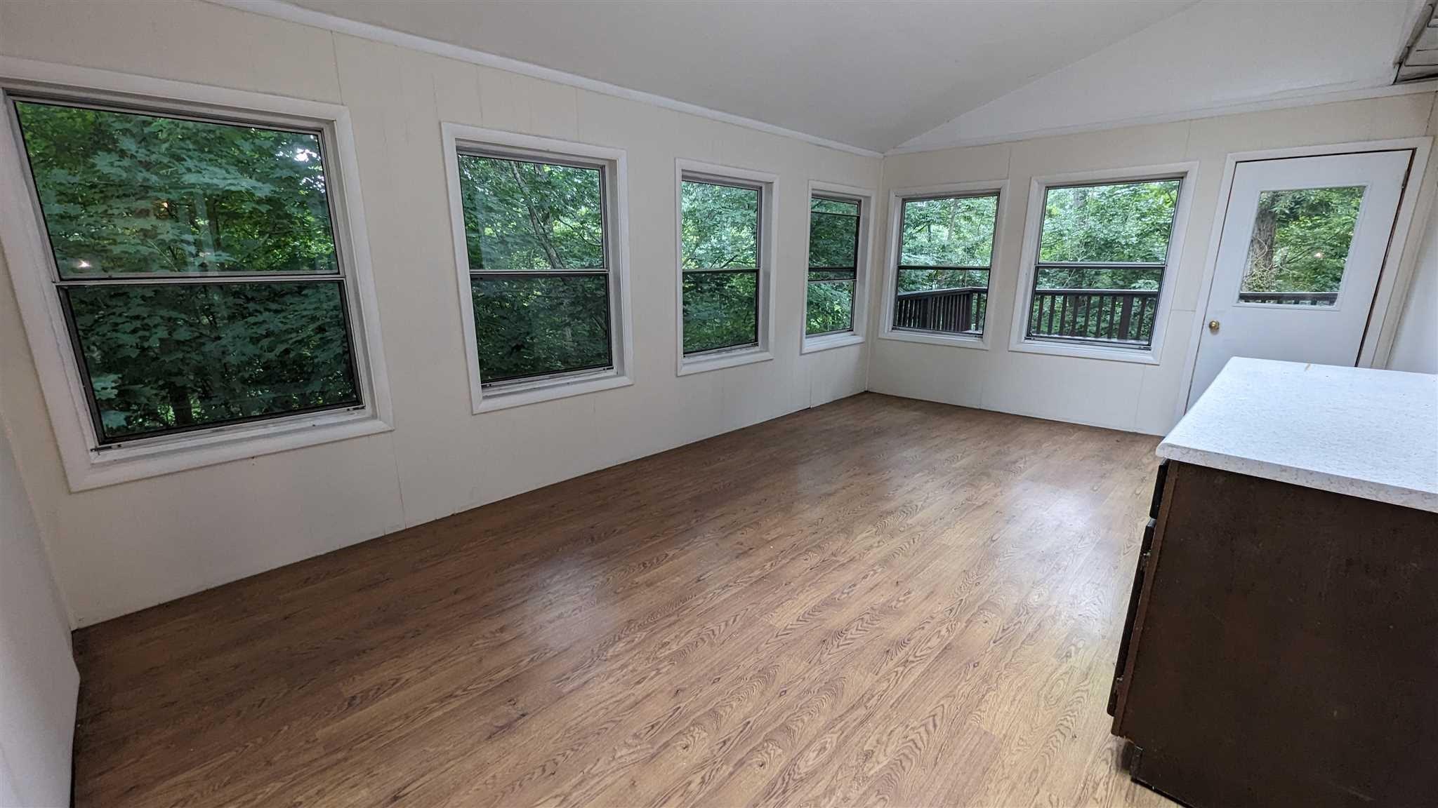 102 Simone Drive Property Photo 7