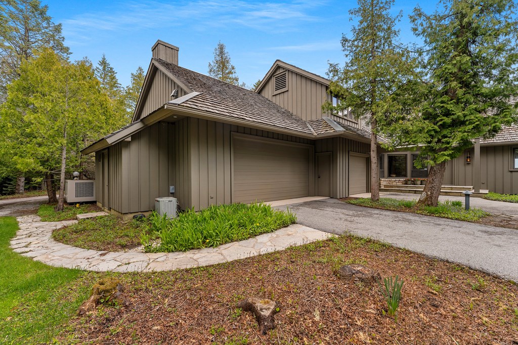 8654 Stone Mill Ln Property Photo 11