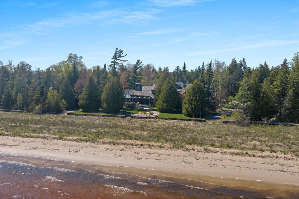 8654 Stone Mill Ln Property Photo 12