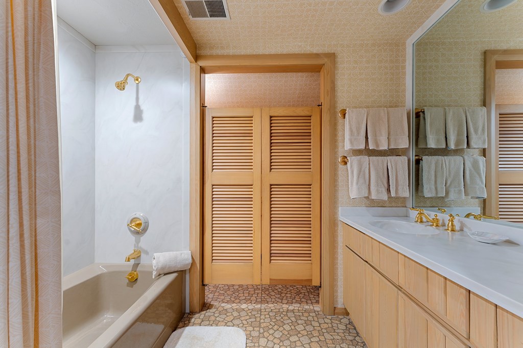 8654 Stone Mill Ln Property Photo 74