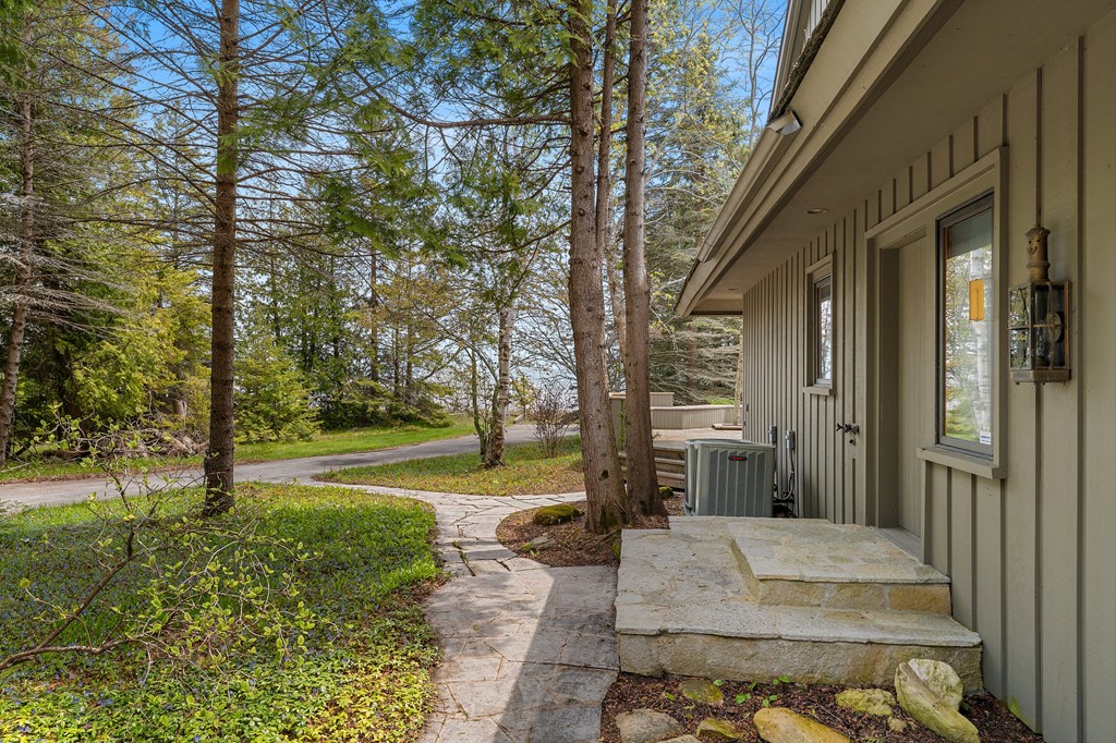 8654 Stone Mill Ln Property Photo 84