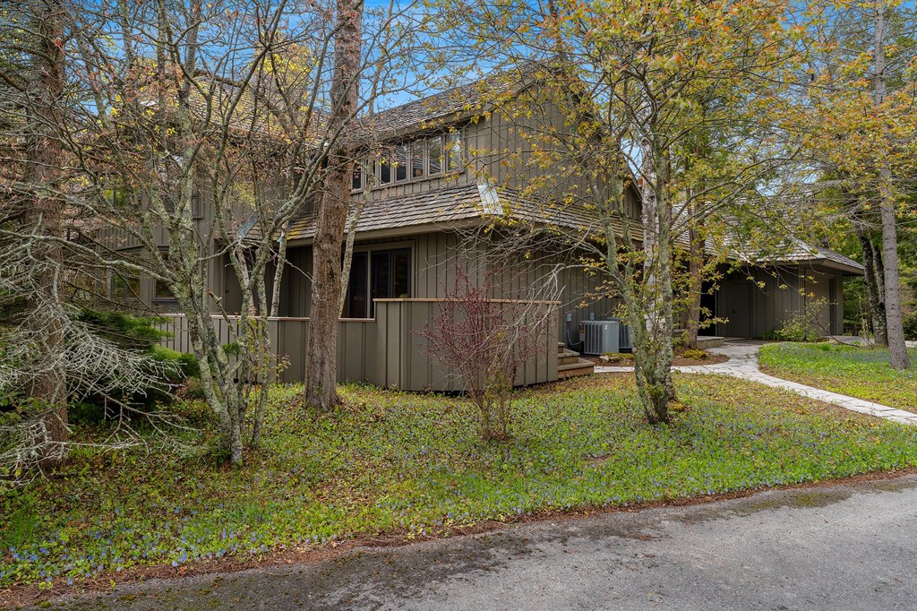8654 Stone Mill Ln Property Photo 89