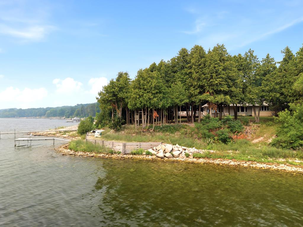 4529 Laurie Ln Property Photo 1