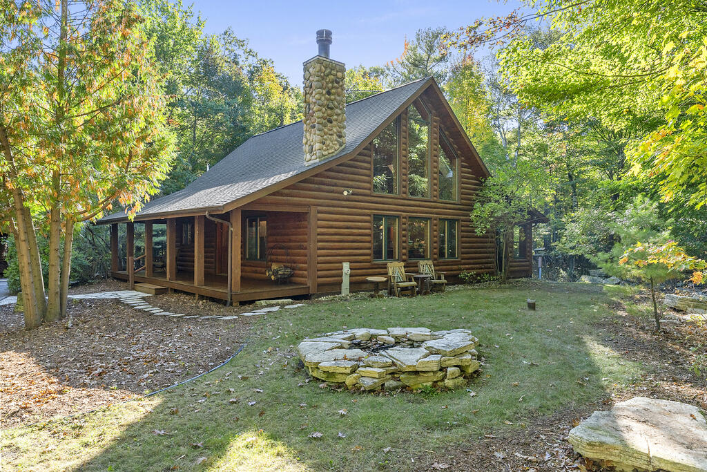 5922 Bluff Ledge Rd Property Photo 1