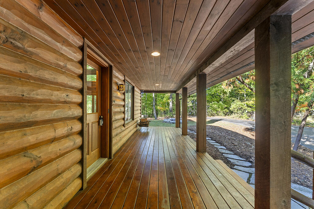 5922 Bluff Ledge Rd Property Photo 4