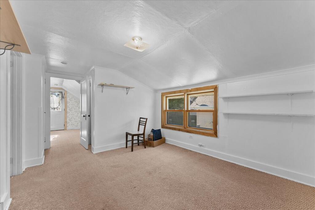 710 Ellis St Property Photo 27