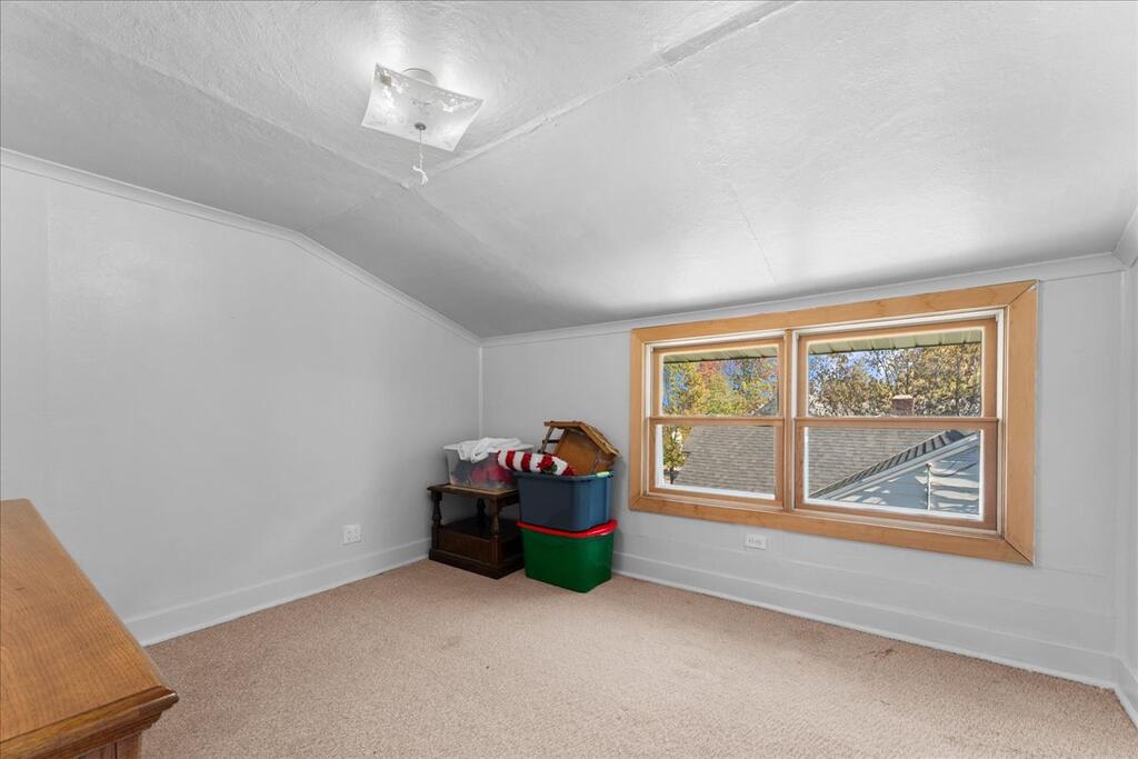 710 Ellis St Property Photo 30