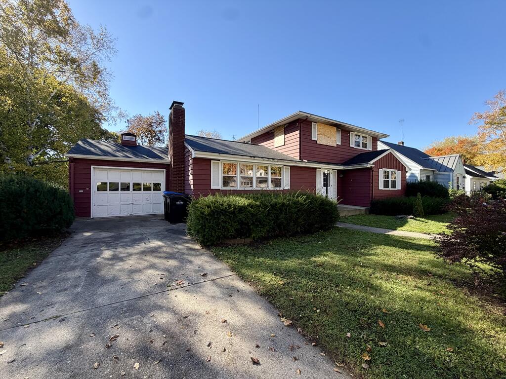 1113 Pennsylvania Ave Property Photo 1