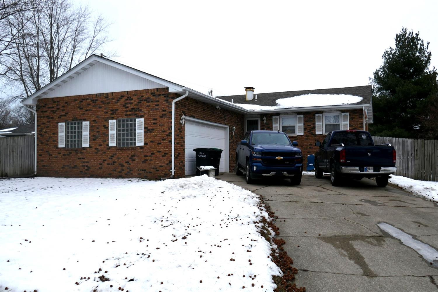 506243 Property Photo 1