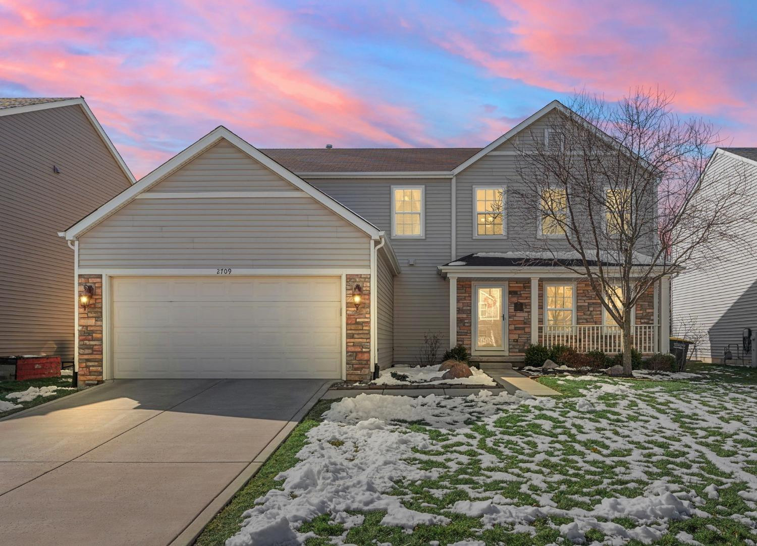 2709 Westwind Drive Property Photo 1